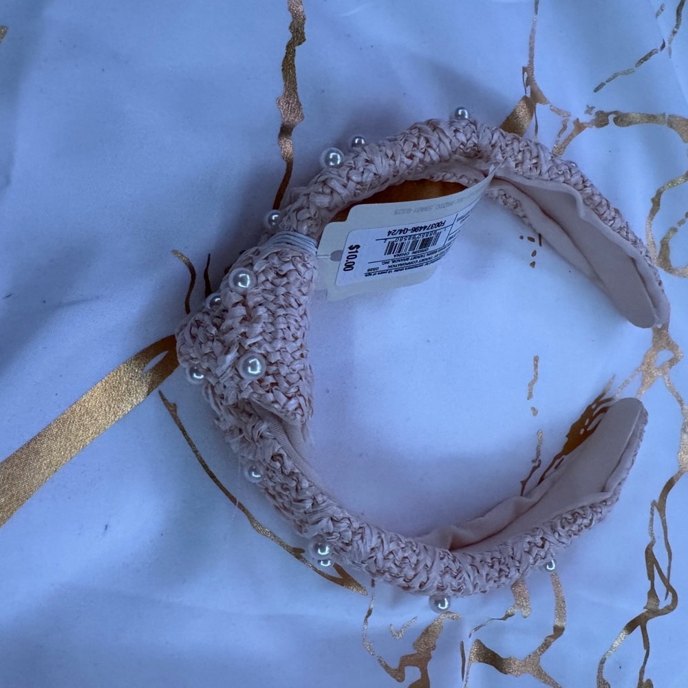 Elegant Pink Pearl-Embellished Headband